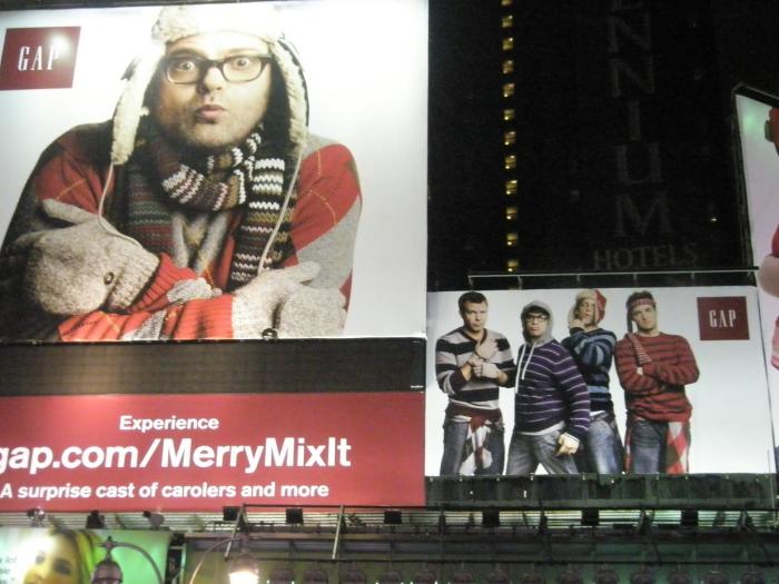 PC010120 - tot NY prin ploaie - 30 nov