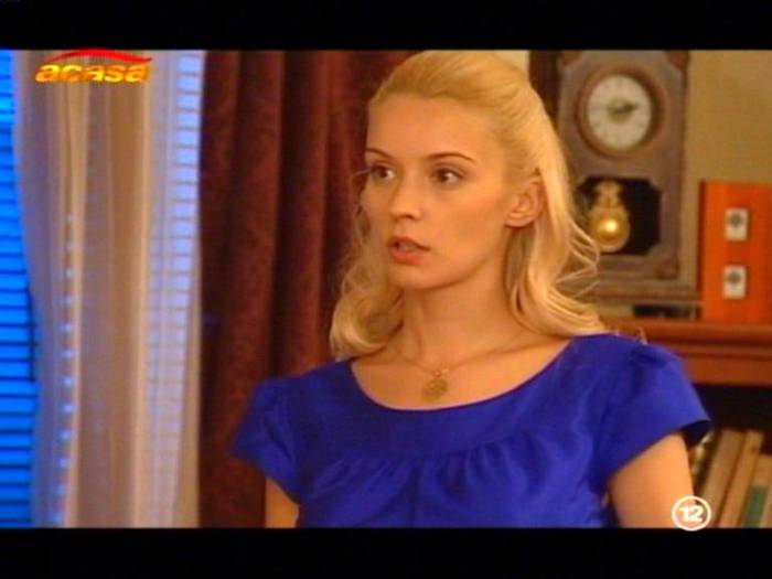 15sad85 - Poze Cu Tenelovela Regina