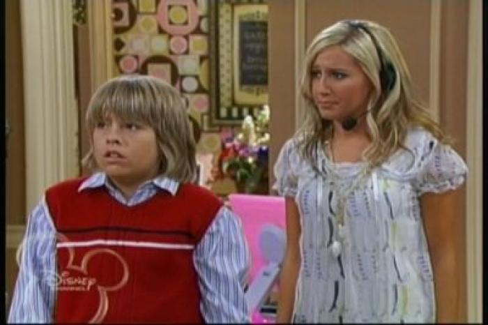 normal_145 - ashley tisdale