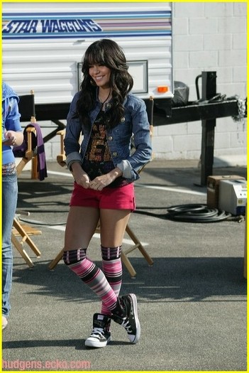 vanessahudgenseckoredpipqd - Vanessa Hudgens Sedinta foto