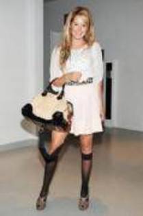 KEMSCUKULUTKSBNHMVL - ASHLEY TISDALE