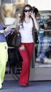 IILYOMKBMSIFMEQFBCS - miley 5