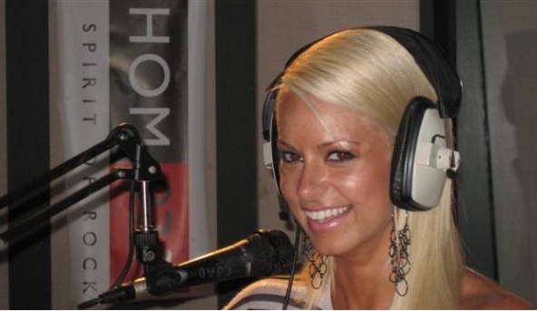 Maryse 10 - Maryse la radio