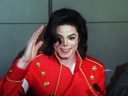 michael-jackson-rosu[1]