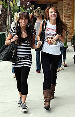 3163276838_ab8e1e94ab_m