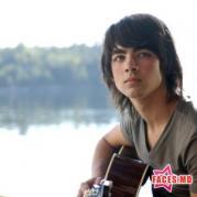 KAFOWGYVWUTDTHOGTHY - Camp Rock si Jonas Brothers