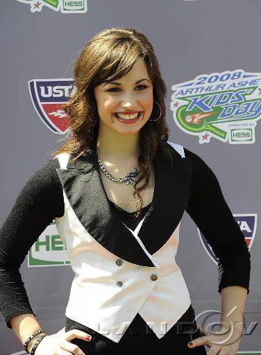 demilovato_net-arthurasheskidsday-0006 - demi lovato