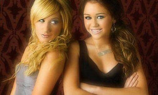 SDAISZCKTVNWCXIXTEZ - here are almost all my photos with Miley and Hannah