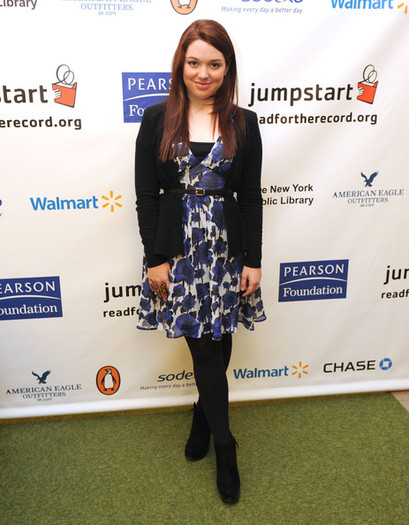 Celebrities+Join+Jumpstart+Read+Record+New+xWv-z1njaX3l - Jennifer Stone