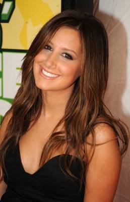 normal_001 - Ashley Tisdale At the Kids Choice Awards