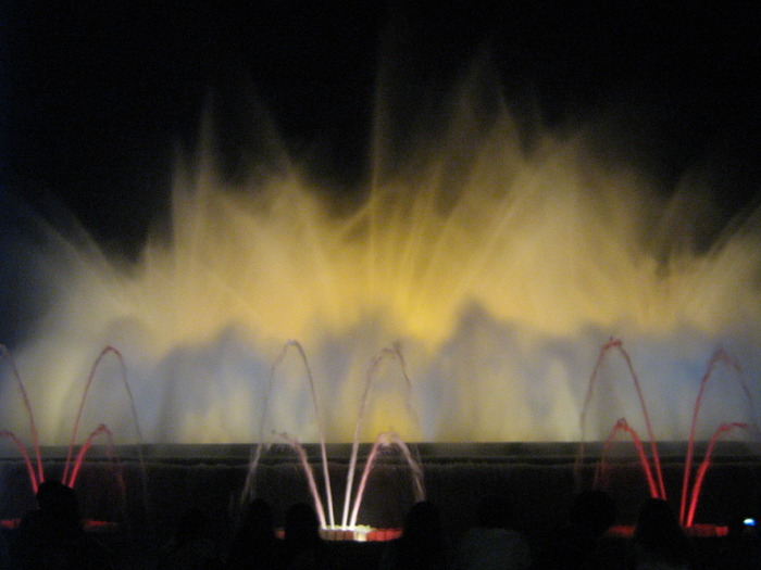 96 Barcelona Magic Fountain