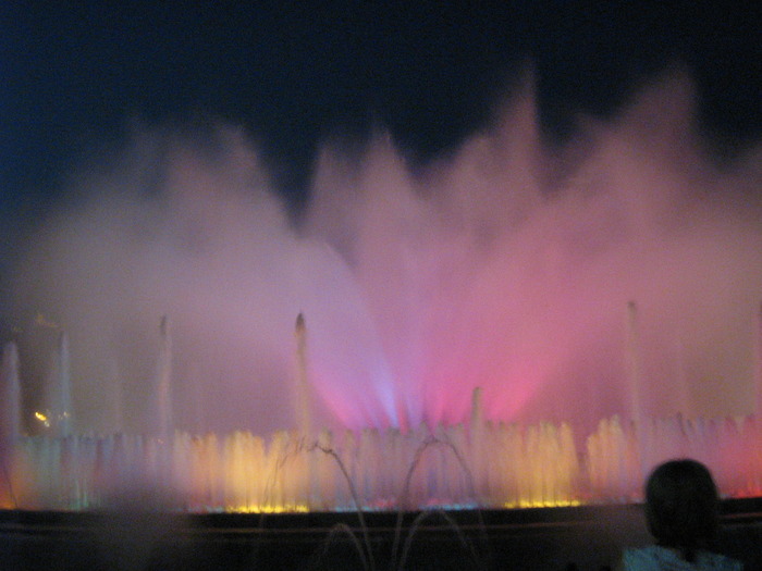 10 Barcelona Magic Fountain