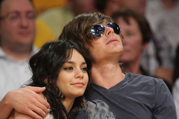 Lakers Game (4) - Vanessa Hudgens Celebrities At The Lakers Game