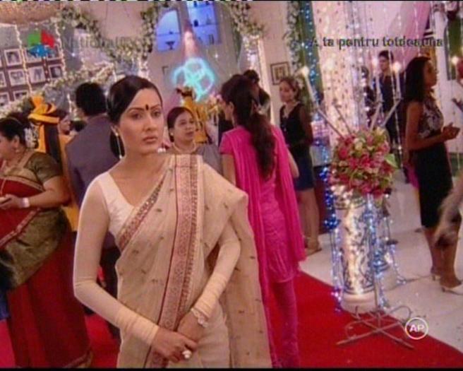 Image_0101-1813(National TV)[3]