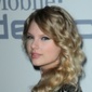 taylor-swift-222580l-thumbnail_gallery