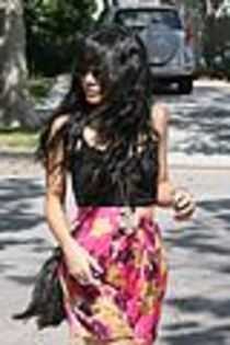 4 - Vanessa Hudgens is a Skirt Flirt