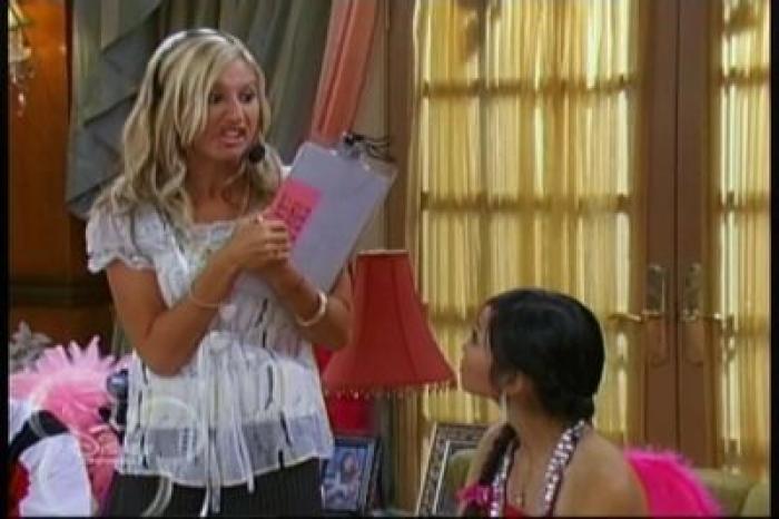 normal_107 - ashley tisdale