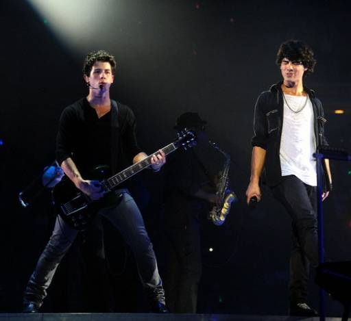 normal_42-22932848 - jonas brothers World Tour in LA