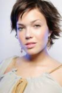 mandy_moore_8[1]