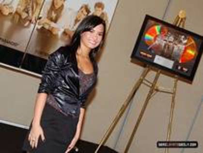 Demi a mea (138)