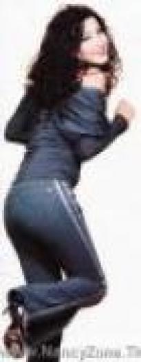 WKKKKGKWZIOZFTWBRWV - Nancy Ajram