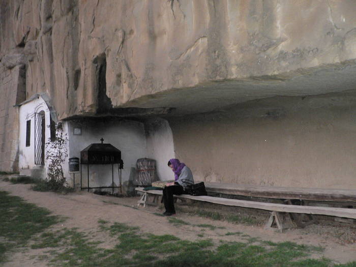 P1040519 - 2009 aprilie manastirile  cetatuia-namaesti-corbi