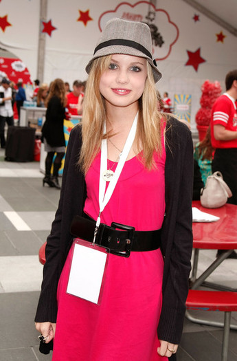 Target+Presents+Variety+Power+Youth+Event+YlN2udLdgi-l - Meaghan Martin