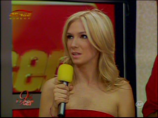 fvgjghk19-1 - Poze Cu Adela Popescu-Lia In Ingerasii Si Cativa Colegi