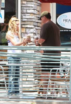 normal_009 - ashley tisdale