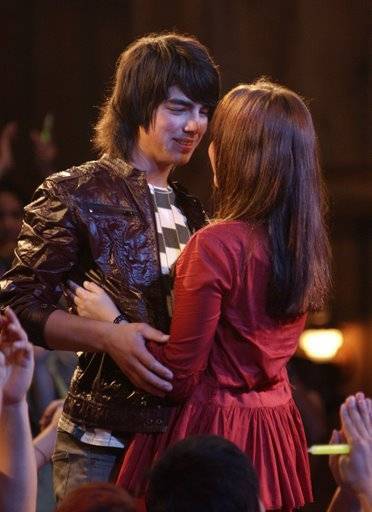 MDWBYGDCJHBIOOIIQQH - Camp Rock