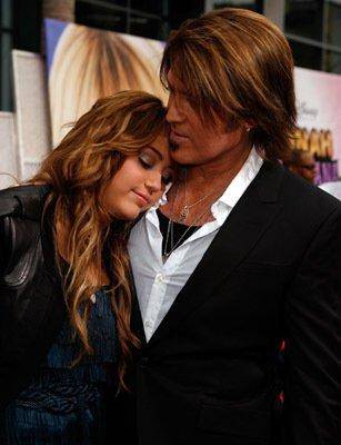 Billy-Ray-Cyrus-1246375982 - Miley and tata ei Billy Ray Cyrus