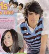 joe and demi - Demi In Reviste