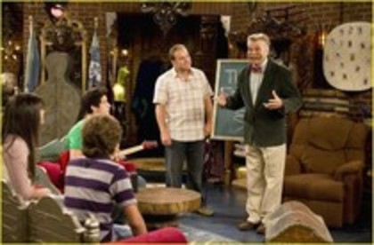 wizards_of_weverly_place