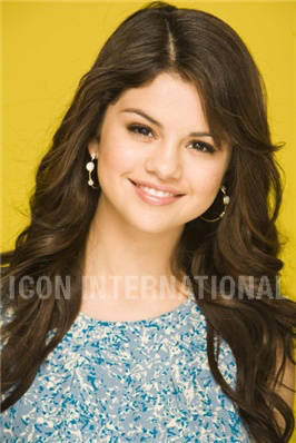 045 - Selena Gomez sedinta foto 4