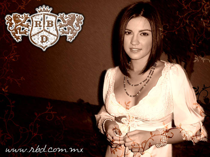 maite_2_800x600 - Maite Perroni