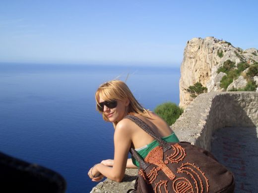 adela-gal1[1]
