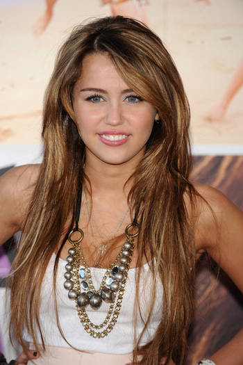 RSQLKCCMQEQDQZMPWYS - Miley Cyrus-Movie Madrid Premiere
