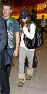 IRTYYEITWJPVQMNZXGC - vanessa si ashley