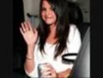 KXRGYRWIHOWQCOXSGDM - poze cu Selena Gomez