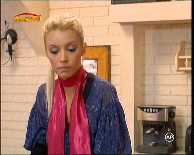 Image0402-0925TV201 - Diana Dumitrescu In Razboiul Sexelor