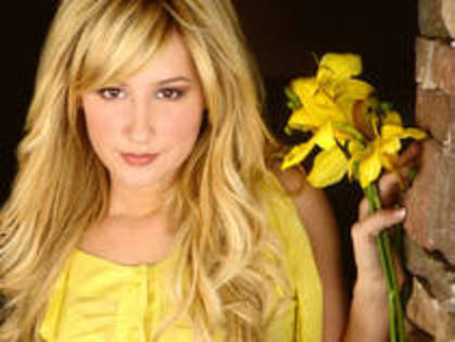 XOBTUALSZBTXMQHJSXC - Ashley Tisdale