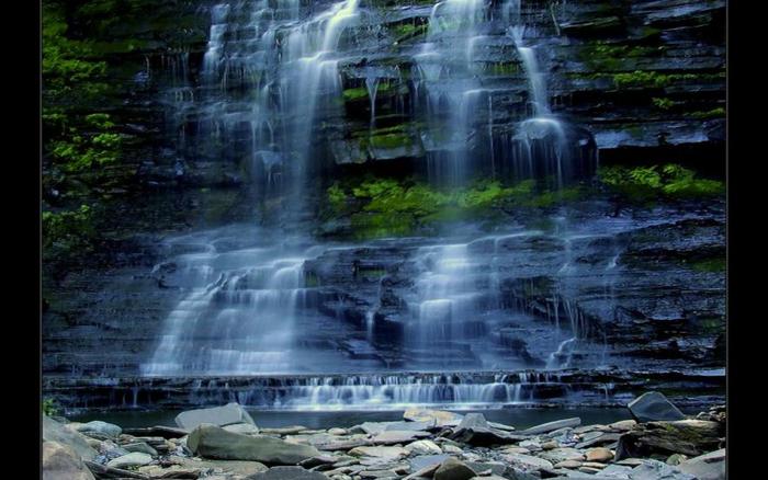 Serenity_by__stimpy