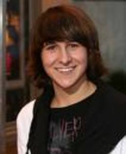 gxdbvggn - Mitchel Musso