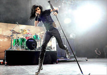 3094177331_70945760ed_m - tokio hotel concerte