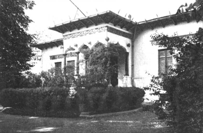 28. Casa Lahovari - Mergand prin Bucuresti