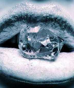 usta_zlodemyu6[1]; buze cu rubine
