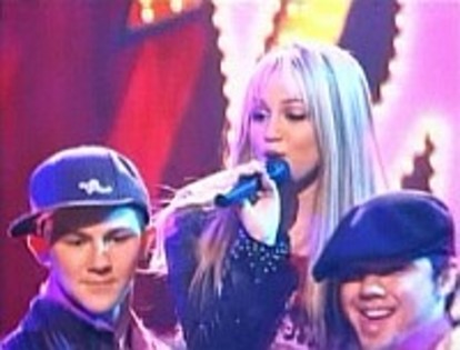 9636_miley-hannah-montana-the-other-side-of-me-video-1lr