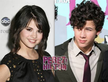 nick-jonas-selena-gomez[1] - nick and selena