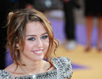 WBGSCUVRWCBTWOLMZIH - poze cool miley