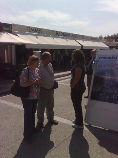 Fam. Nicula si Miruna. - ApiMondia